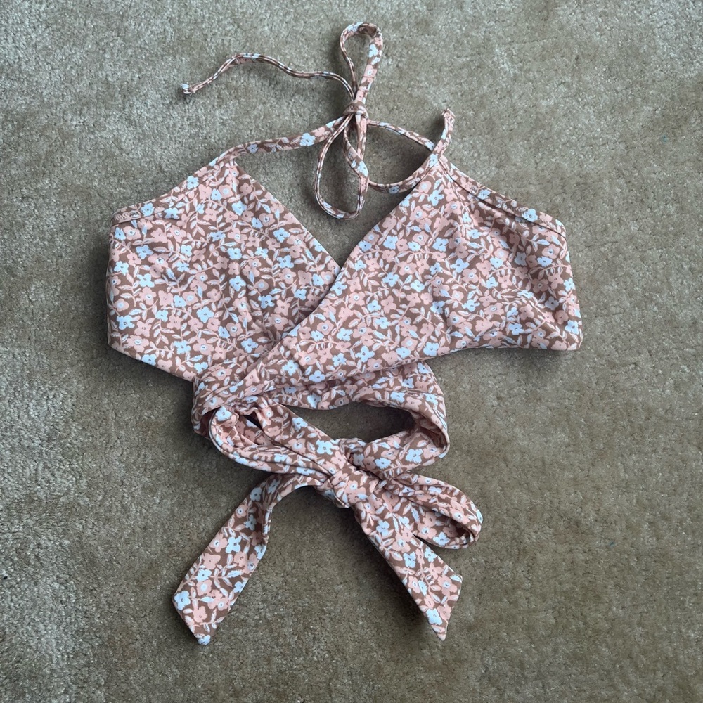NWT Aerie Wrap Around Bikini Top